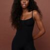 Hunkemöller Nahtlos betonender Bodysuit mit hohem Beinausschnitt Schwarz